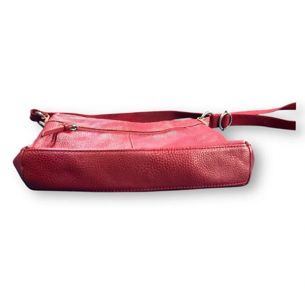 ❤️ The Sak‎ Red Leather Crossbody Bag with Zip Pockets 🎒 - Picture 4 of 5